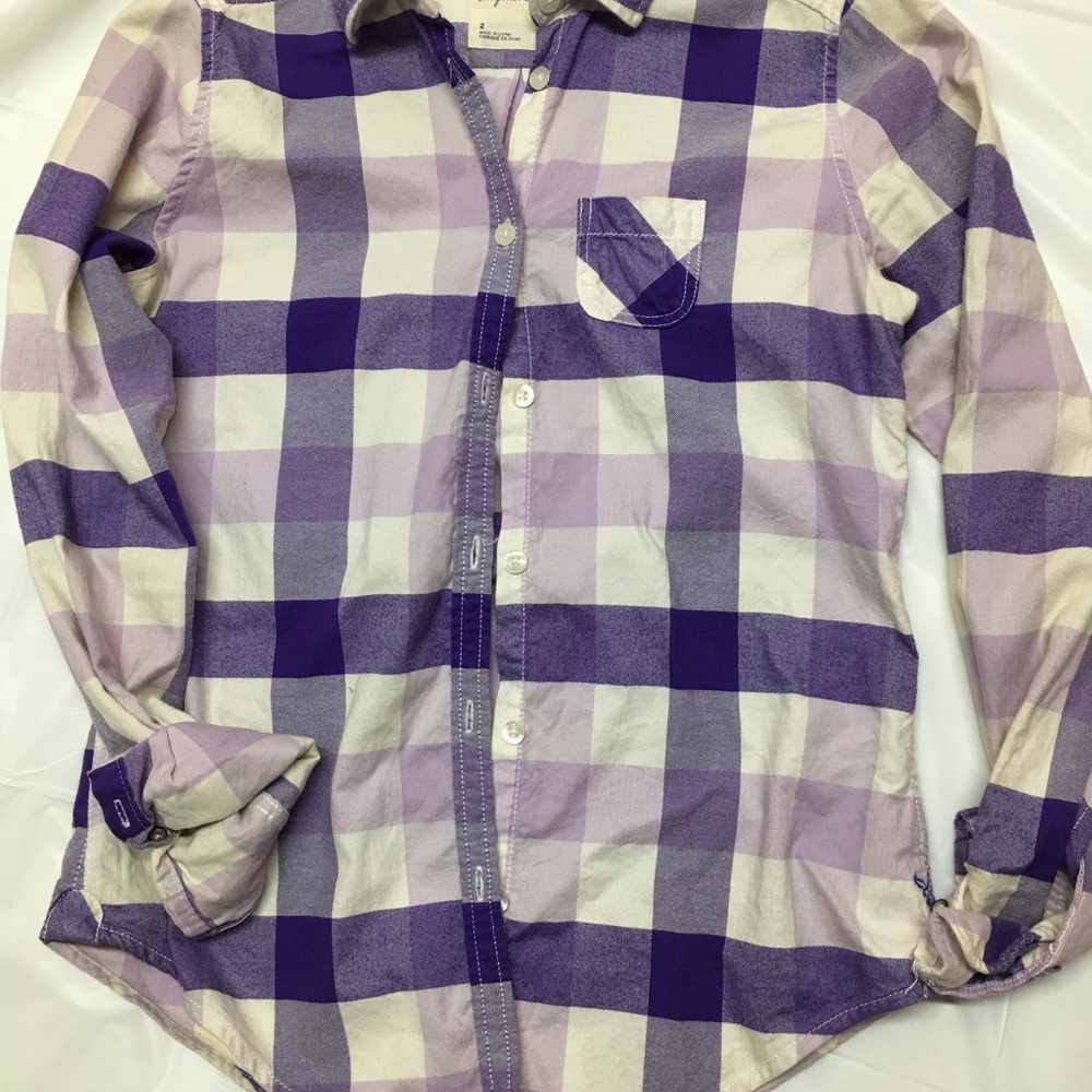 American Eagle button up top